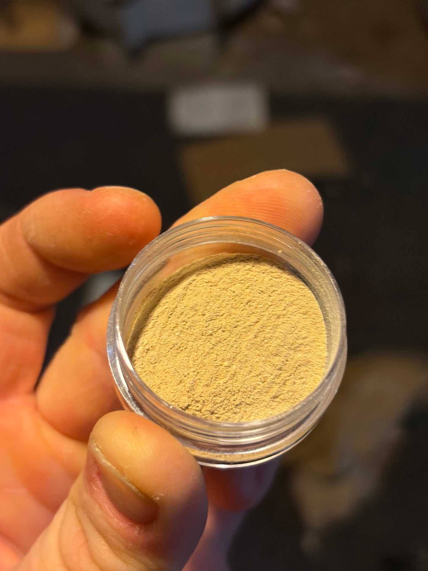 76.45% 7OH Powder Extract, 3.67% Psuedo, 2.35%MIT (83% Total Alkaloids)